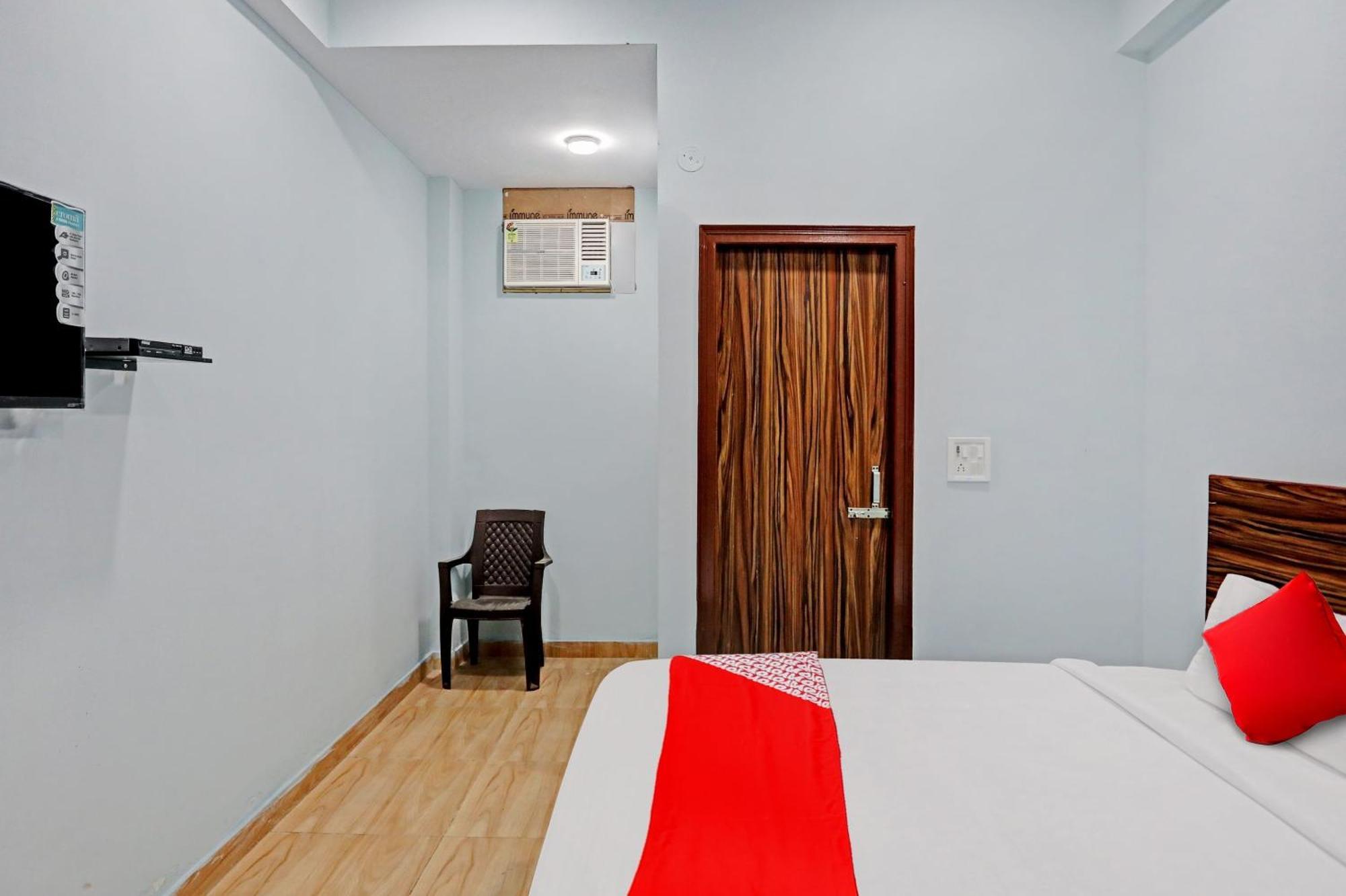 Hotel O Surya Gold Guest House Najafgarh Exteriér fotografie